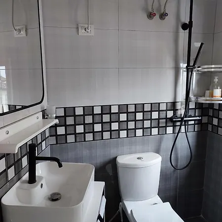 Гостевой дом Belle View Old Town Берат