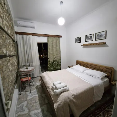 Πανσιόν Belle View Old Town Μπεράτ